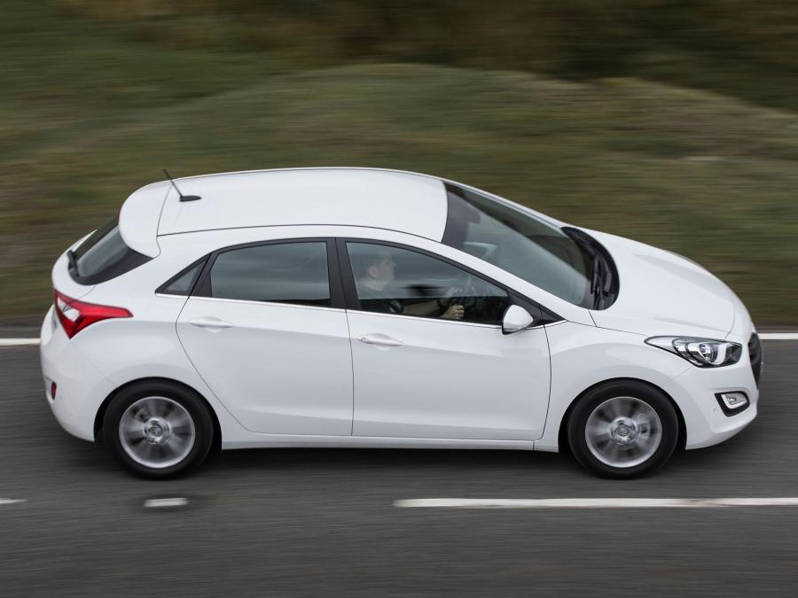  Hyundai i30 5-Door 2012 года  (UK) (фото 30 из 30)